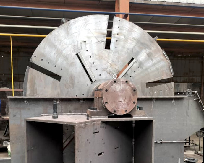 Knife Arrangement in a Chipping Machine