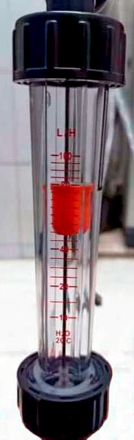 rotameter for determining water flow in a moisturizing system